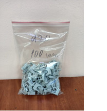 Крепеж-клипса для труб, серая 20 мм (уп. 100 шт)