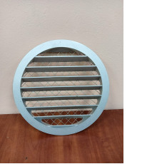 Решётка наружная алюминиевая с сеткой d200 (IGC)